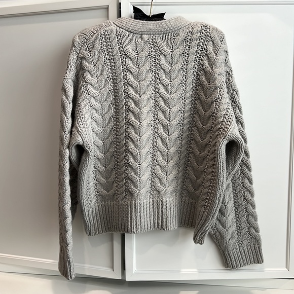 Mod Ref gray cardigan sweater size small - Picture 2 of 5